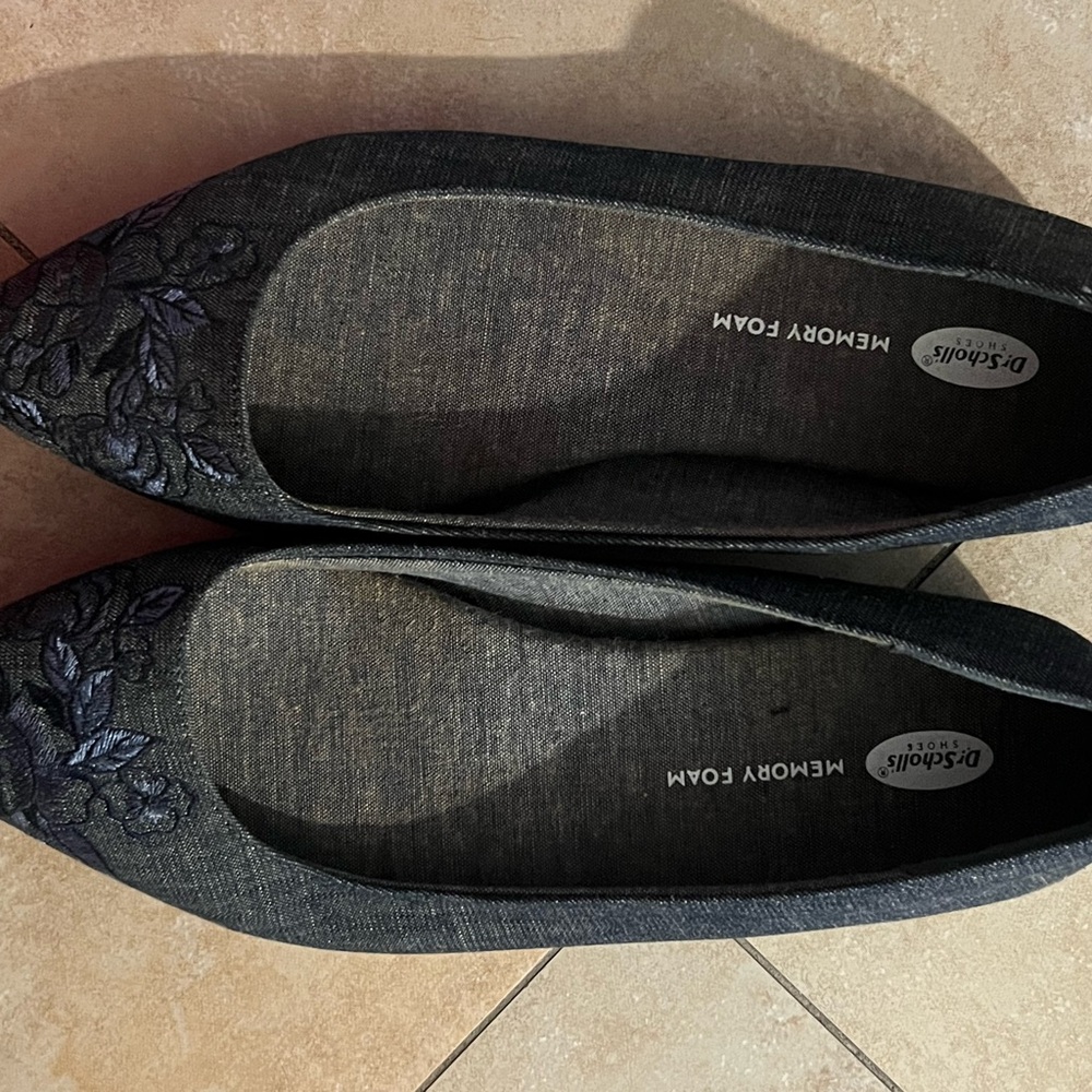 Dr. Scholl's Women's Black Flats